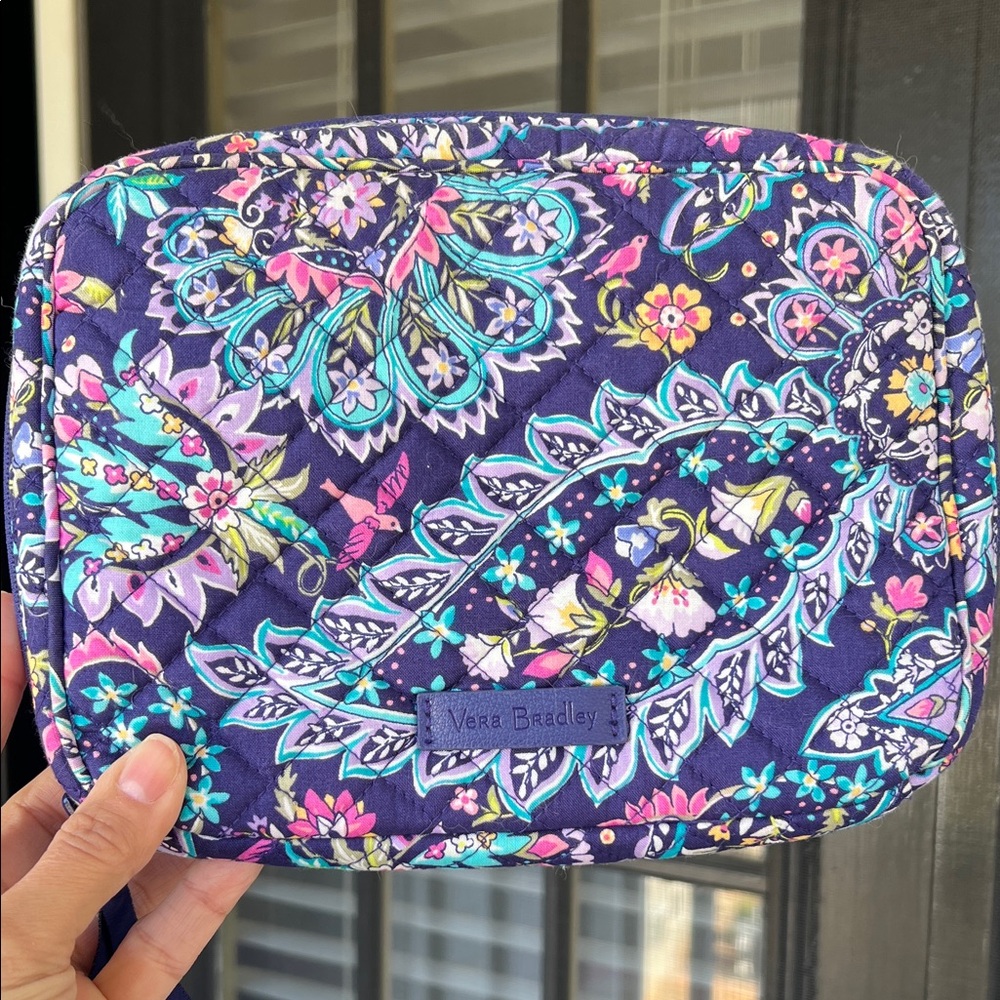 Vera Bradley Cord Organizer in French Paisley